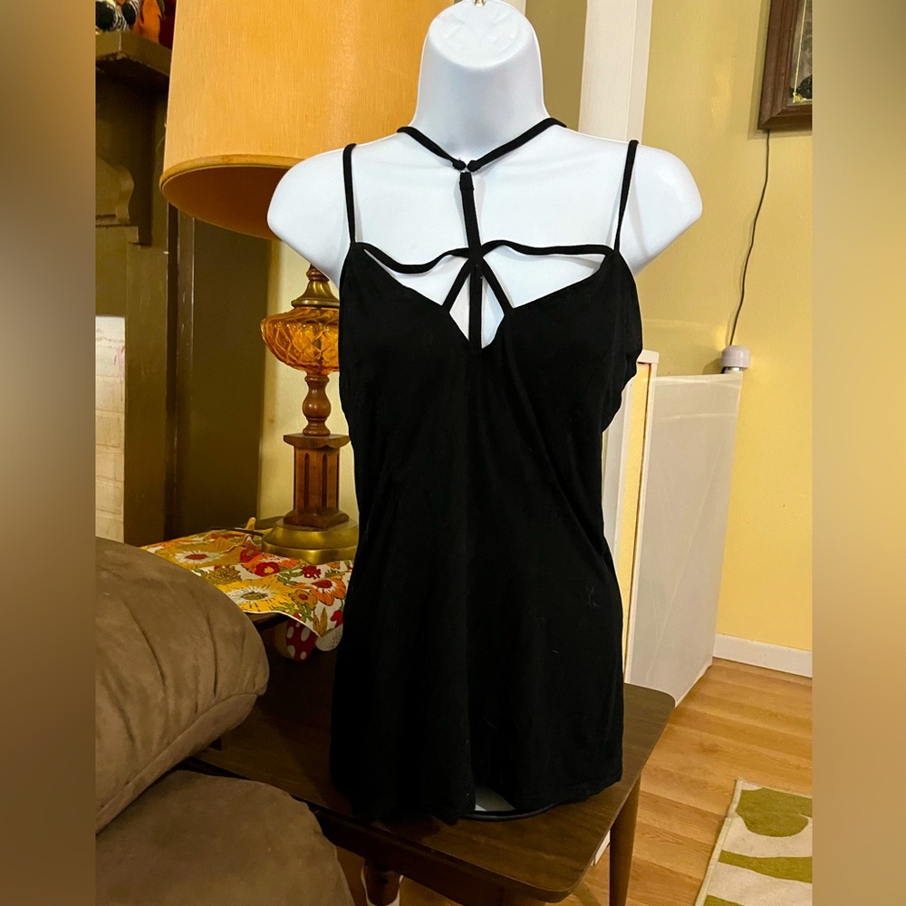 Black BKE Red tank